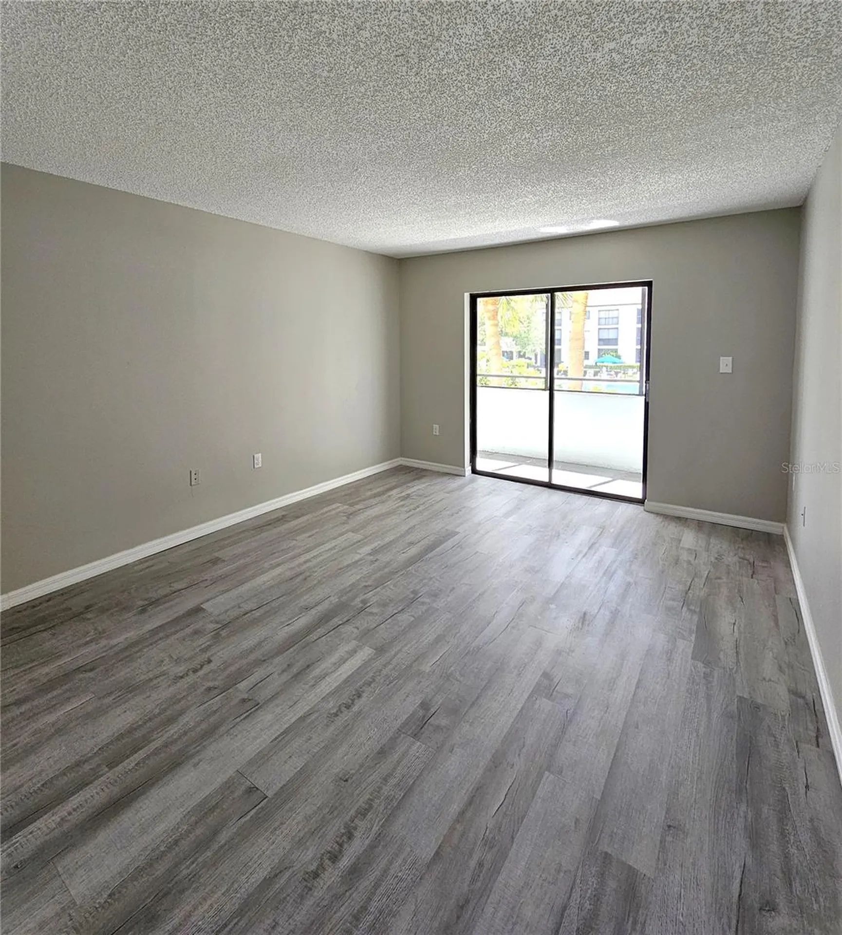 2587 Countryside Boulevard Clearwater FL 33761