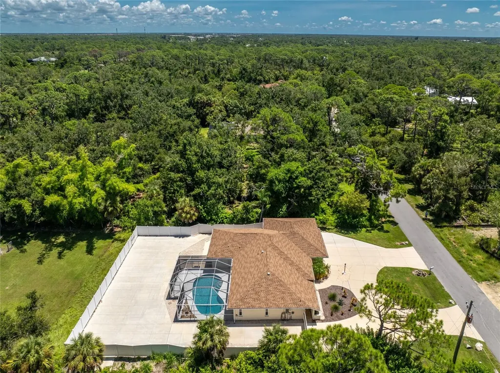 1600 Thomas Street Englewood FL 34223
