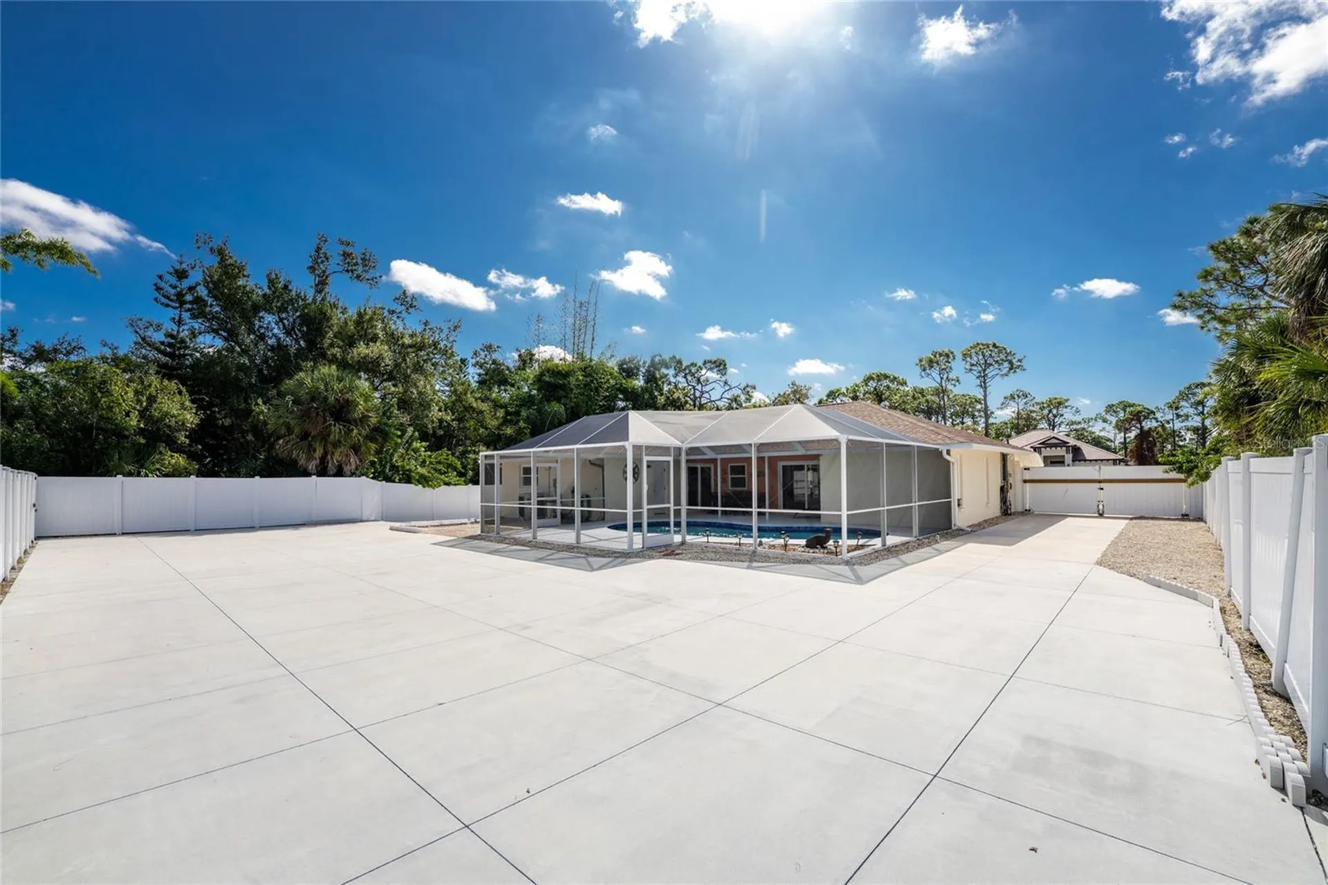 1600 Thomas Street Englewood FL 34223