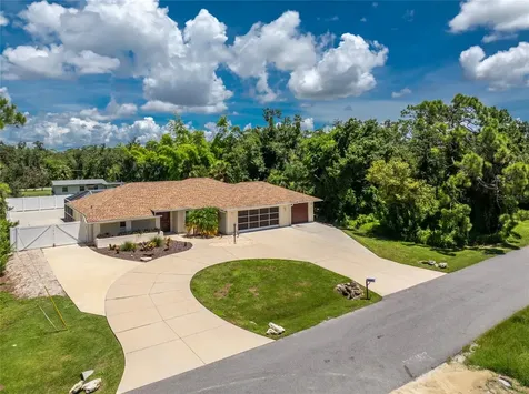 1600 Thomas Street Englewood FL 34223