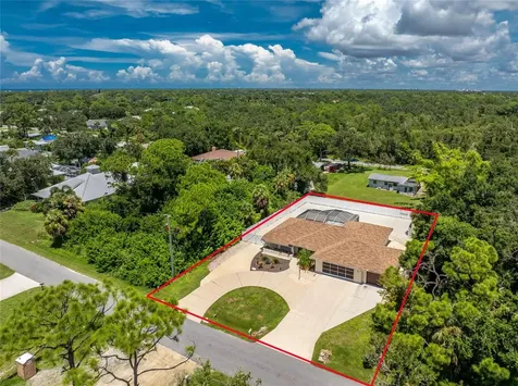 1600 Thomas Street Englewood FL 34223