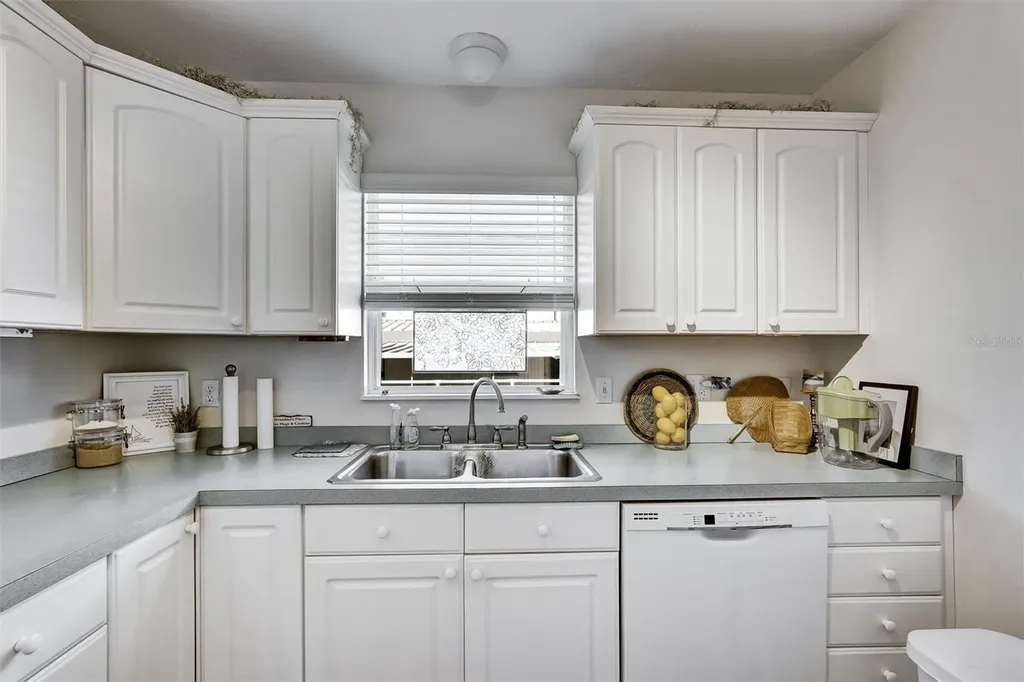 10315 Cortez Road W Bradenton FL 34210