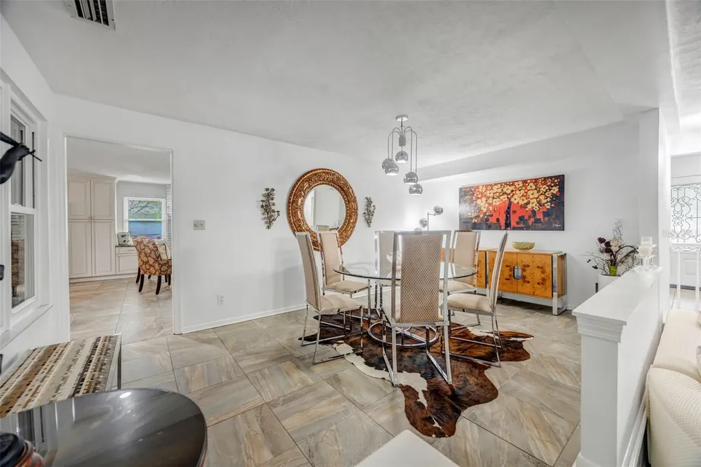 18405 Tomlinson Drive Lutz FL 33549