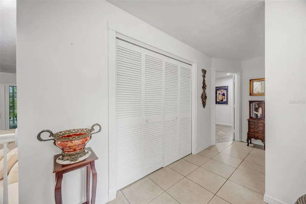 18405 Tomlinson Drive Lutz FL 33549