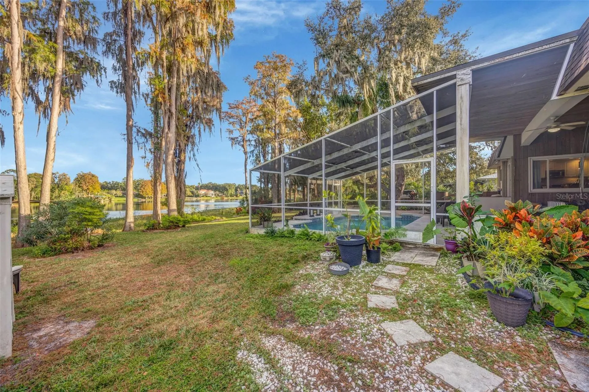 18405 Tomlinson Drive Lutz FL 33549