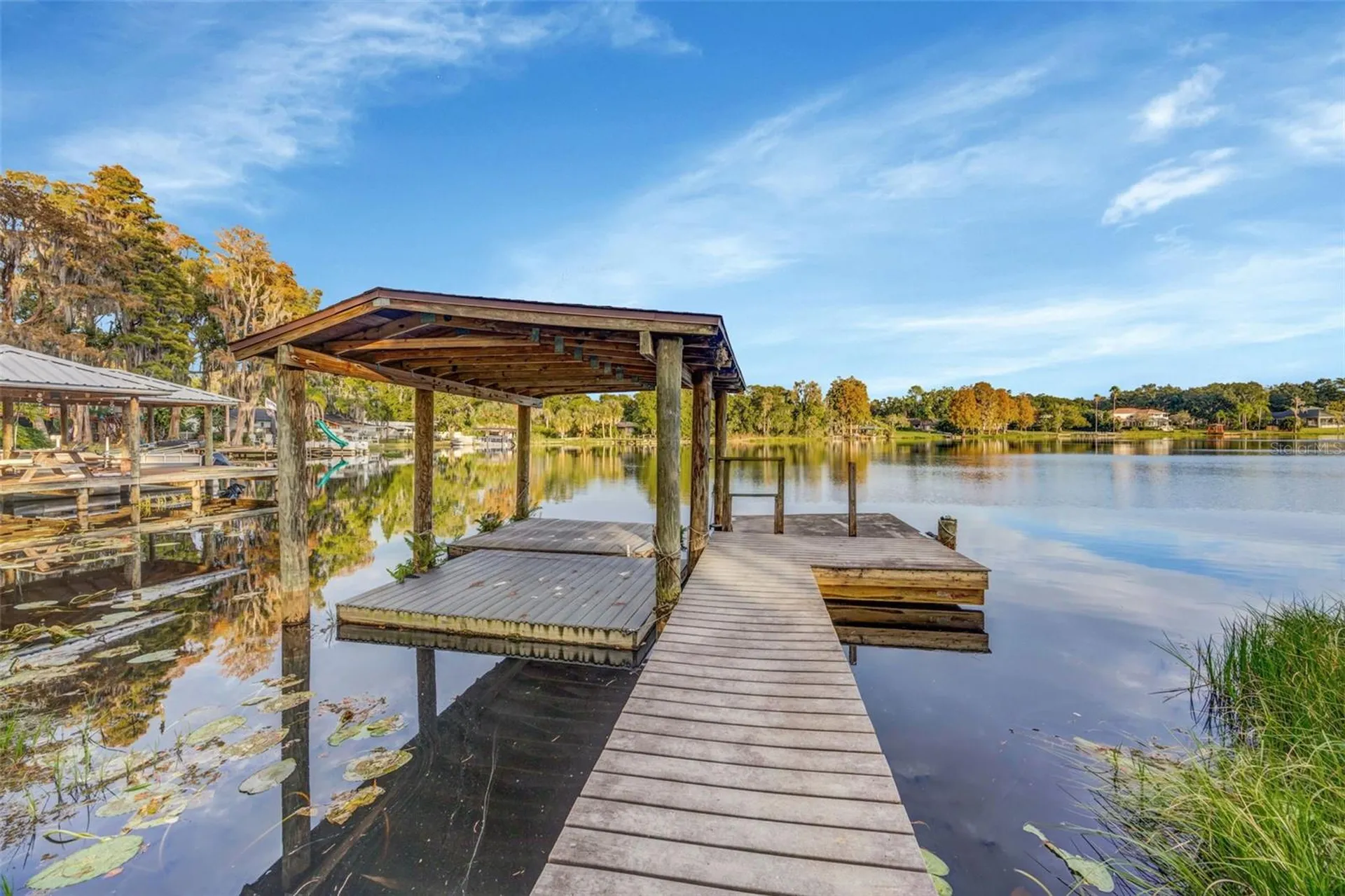 18405 Tomlinson Drive Lutz FL 33549