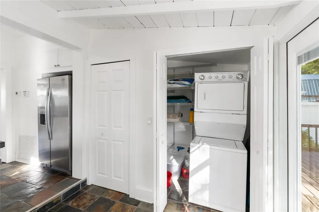2530 Loma Linda Street Sarasota FL 34239