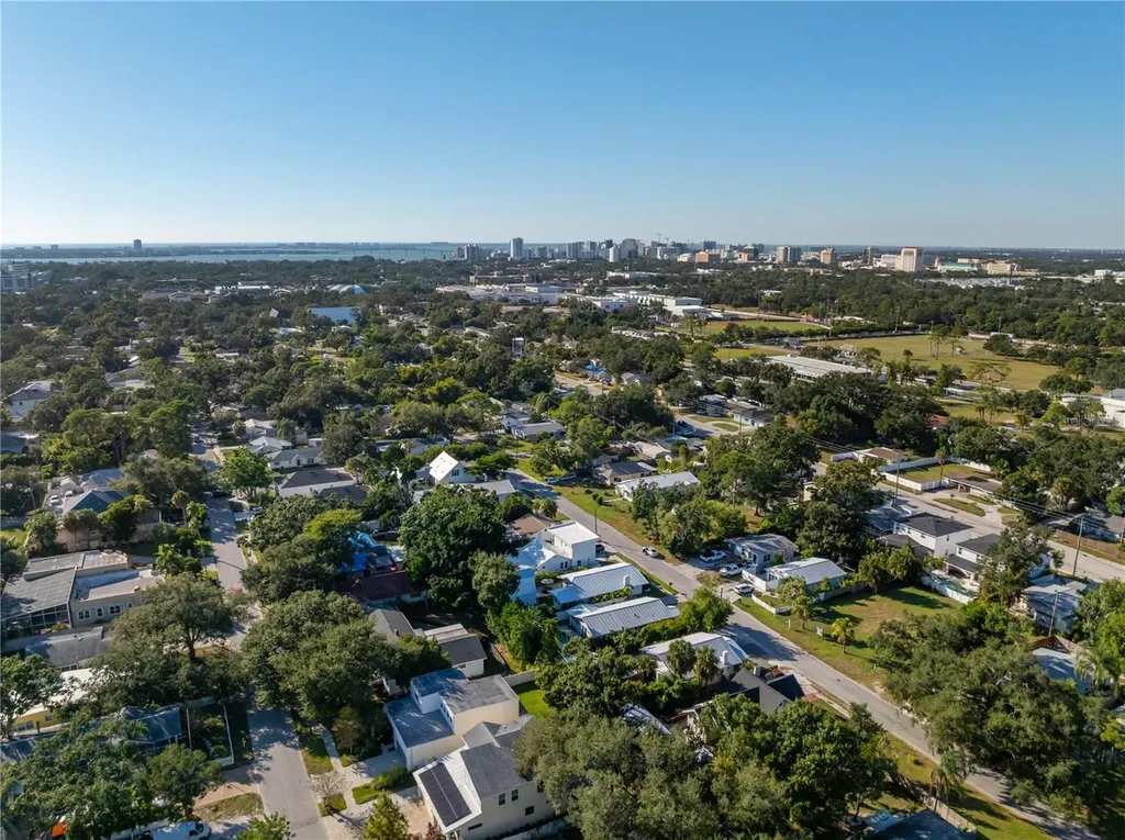 2530 Loma Linda Street Sarasota FL 34239