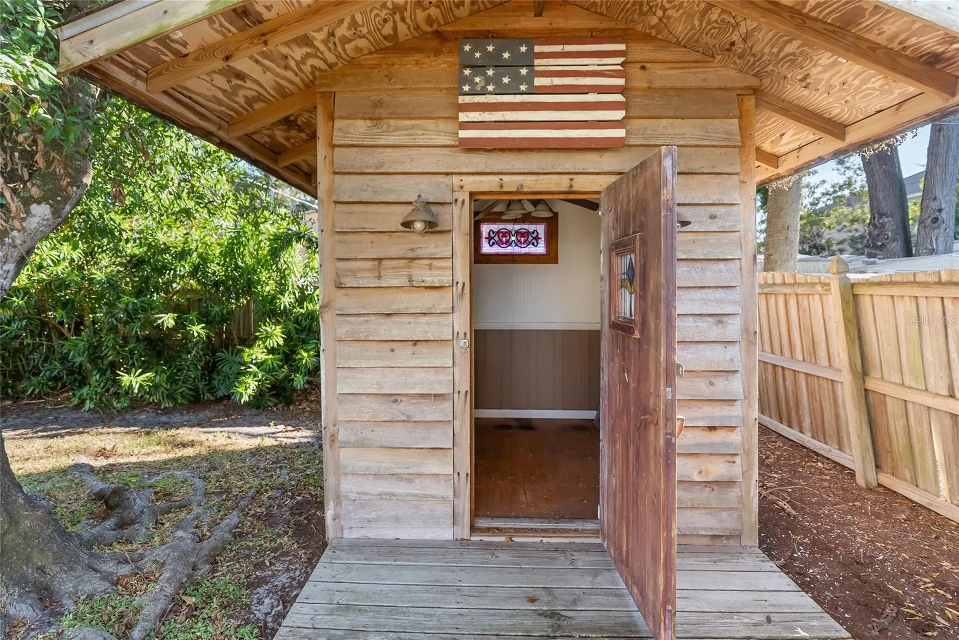 2530 Loma Linda Street Sarasota FL 34239