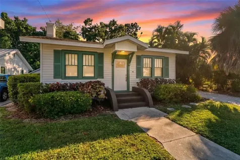 2530 Loma Linda Street Sarasota FL 34239
