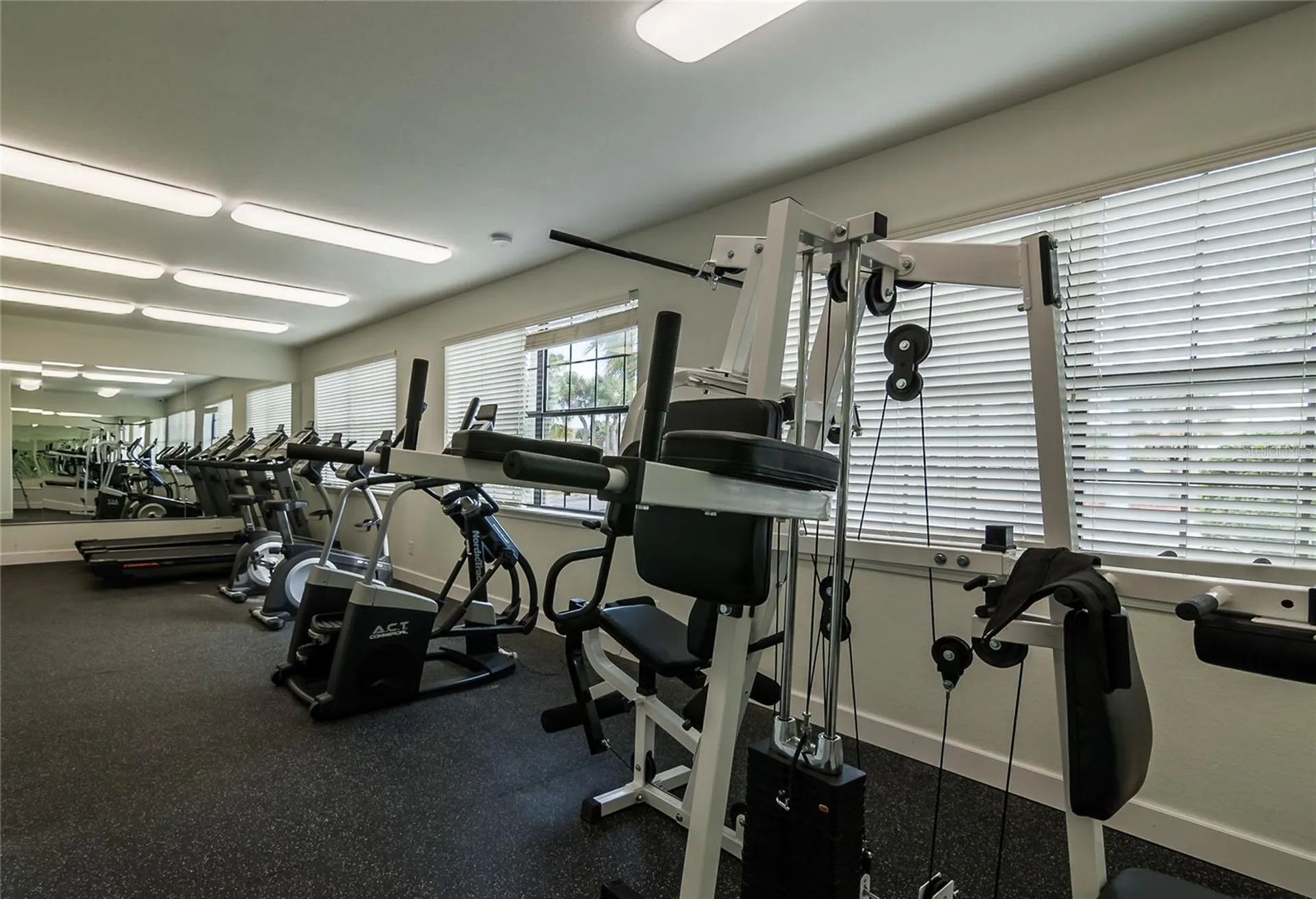 2323 Mccoy Road Orlando FL 32809
