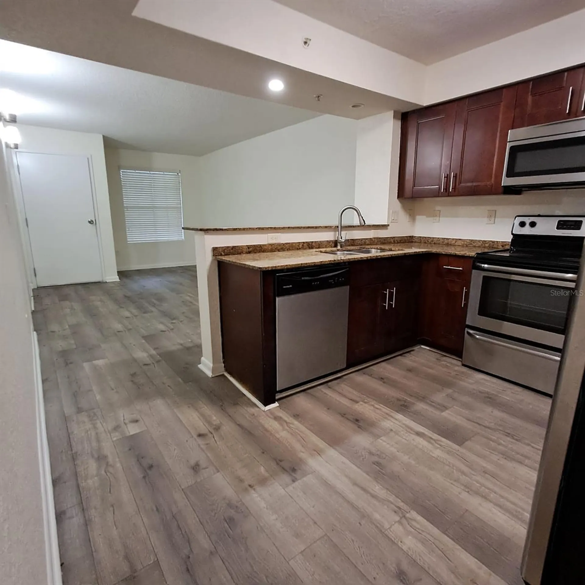 2323 Mccoy Road Orlando FL 32809