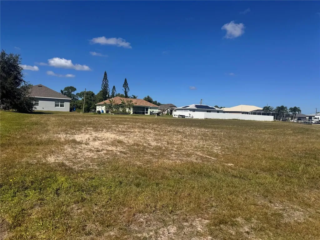1211 NW 21st Avenue Cape Coral FL 33993