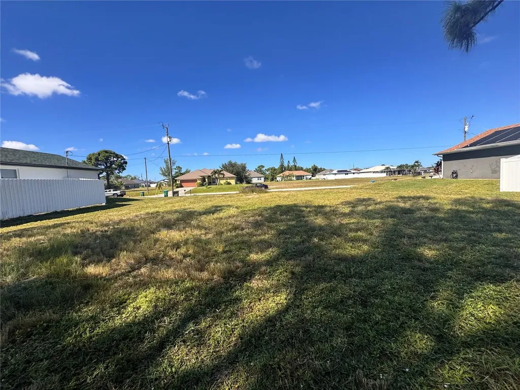 1211 NW 21st Avenue Cape Coral FL 33993
