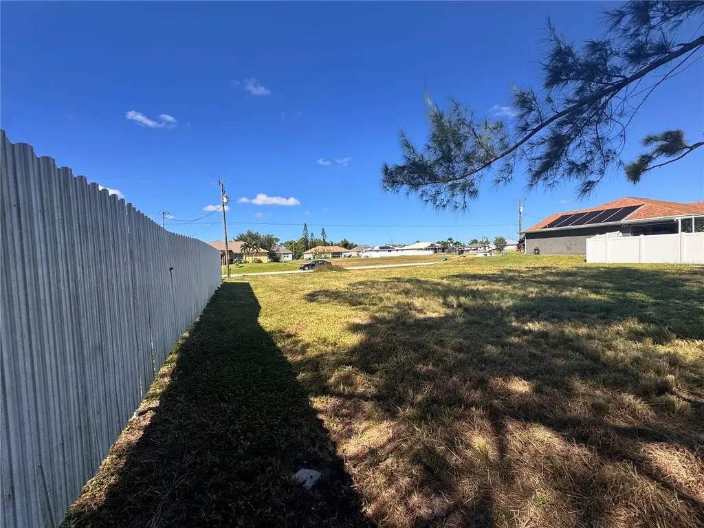 1211 NW 21st Avenue Cape Coral FL 33993