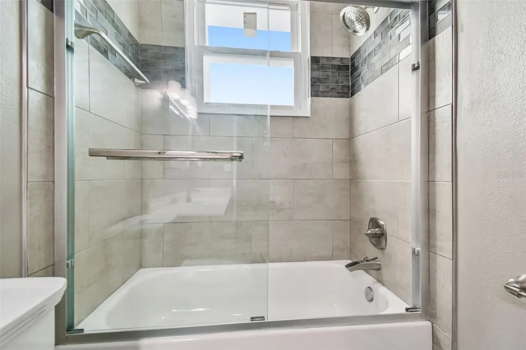 12803 Darby Ridge Drive Tampa FL 33624