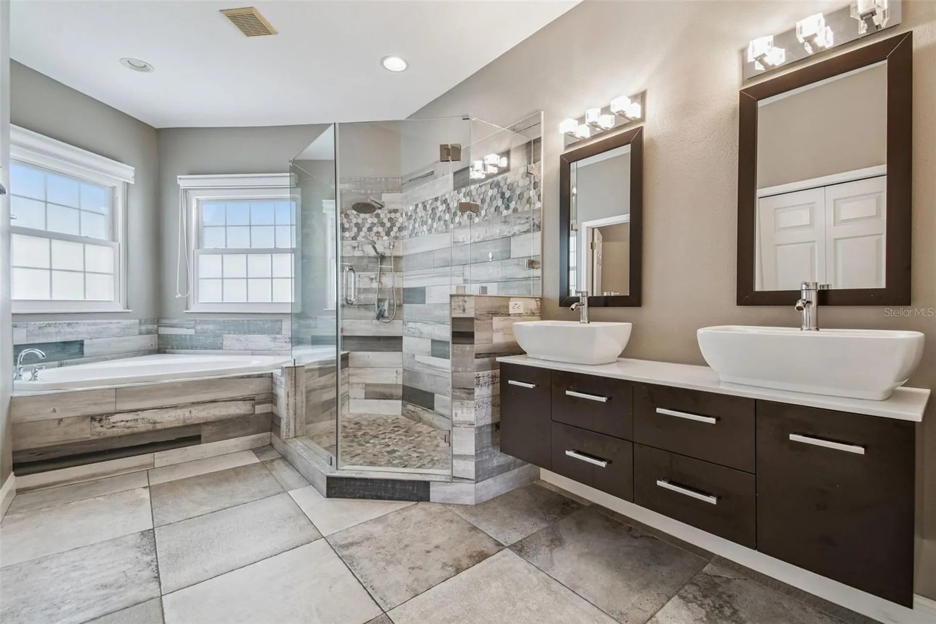 12803 Darby Ridge Drive Tampa FL 33624