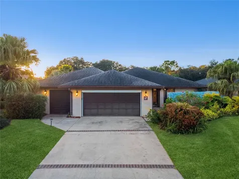 17 Huntley Court Haines City FL 33844