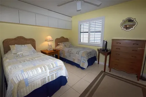 1571 S Atlantic Avenue New Smyrna Beach FL 32169