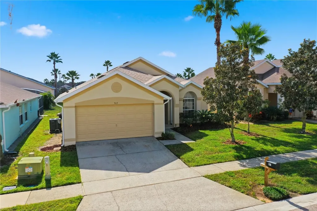 917 Bloomingdale Drive Davenport FL 33897