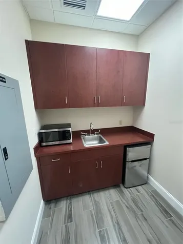 6000 Turkey Lake Road Orlando FL 32819