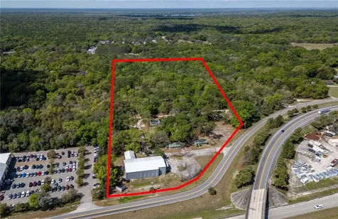 15 Ruckert Circle Deland FL 32720