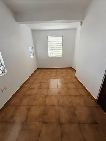 34 Clemente Colon Juncos PR 00777