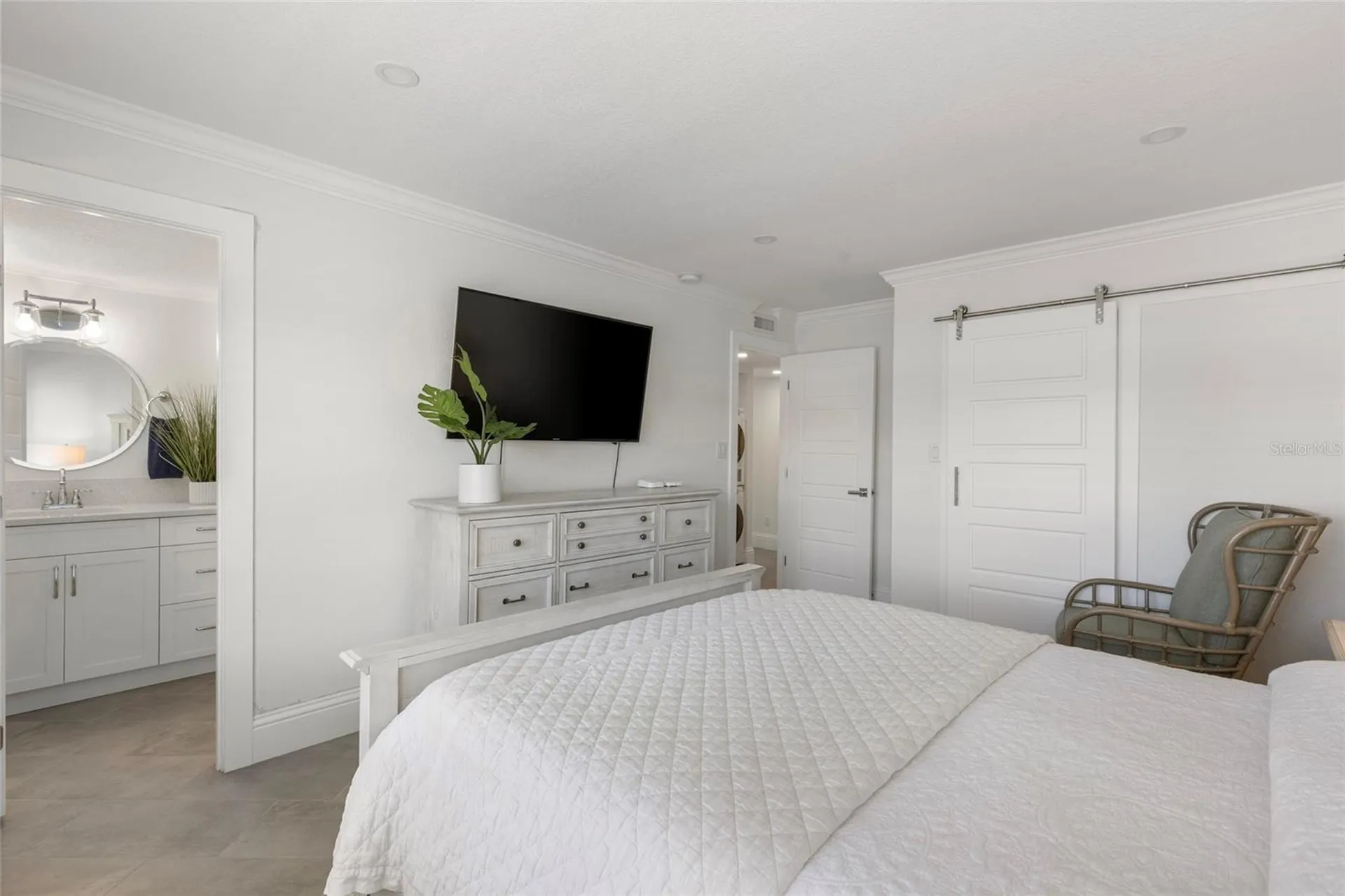 4390 Exeter Drive Longboat Key FL 34228