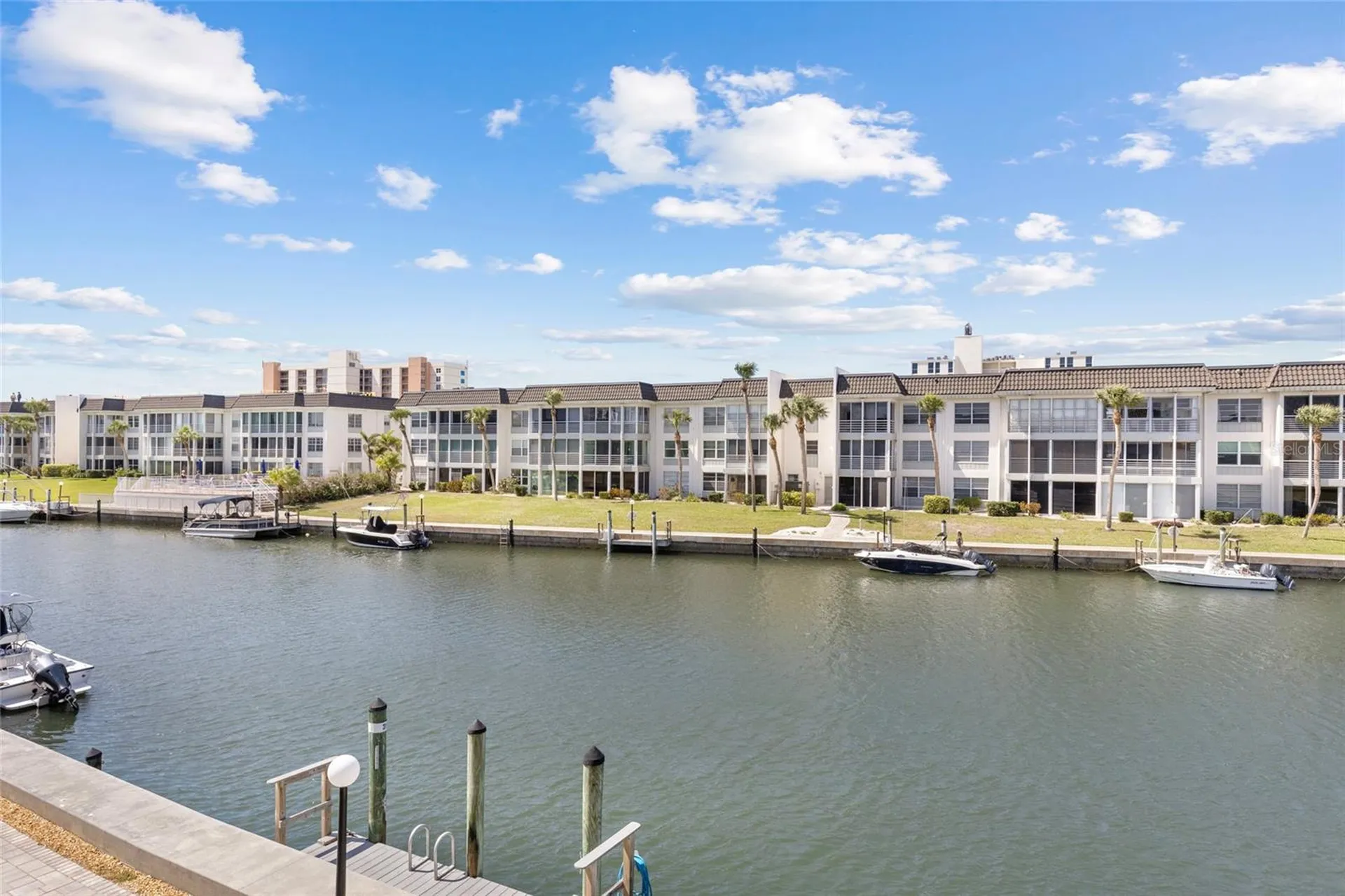 4390 Exeter Drive Longboat Key FL 34228