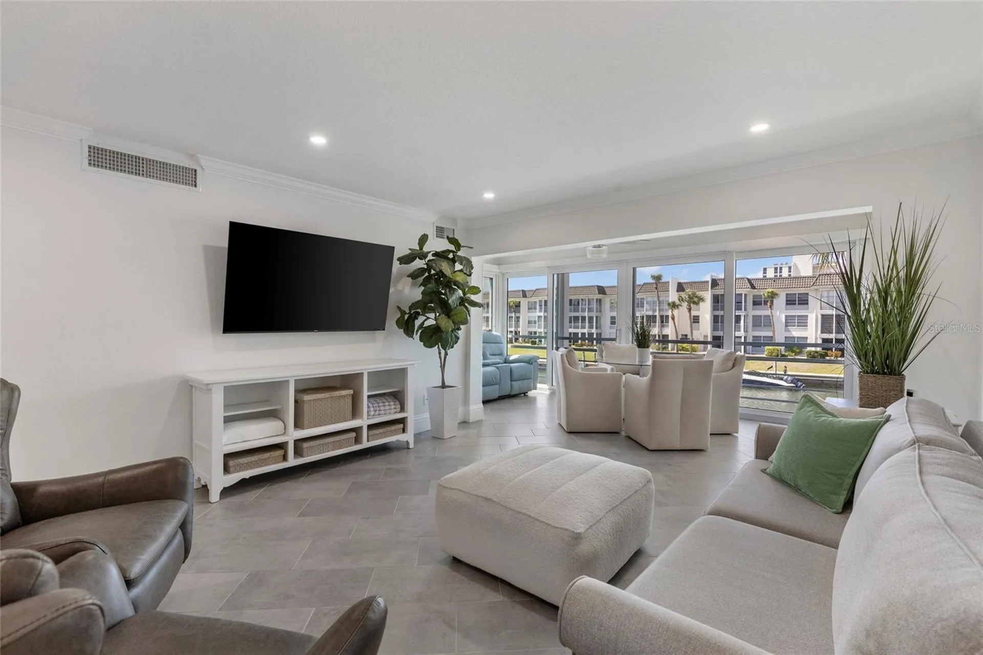 4390 Exeter Drive Longboat Key FL 34228