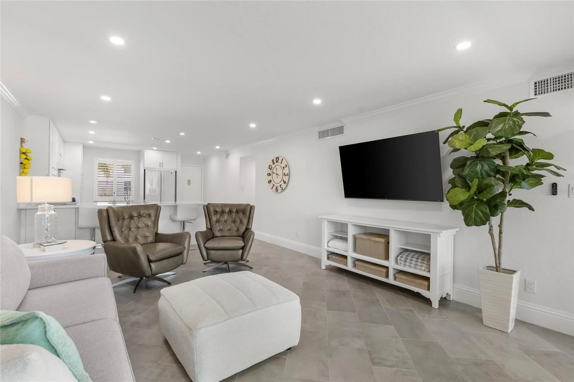 4390 Exeter Drive Longboat Key FL 34228