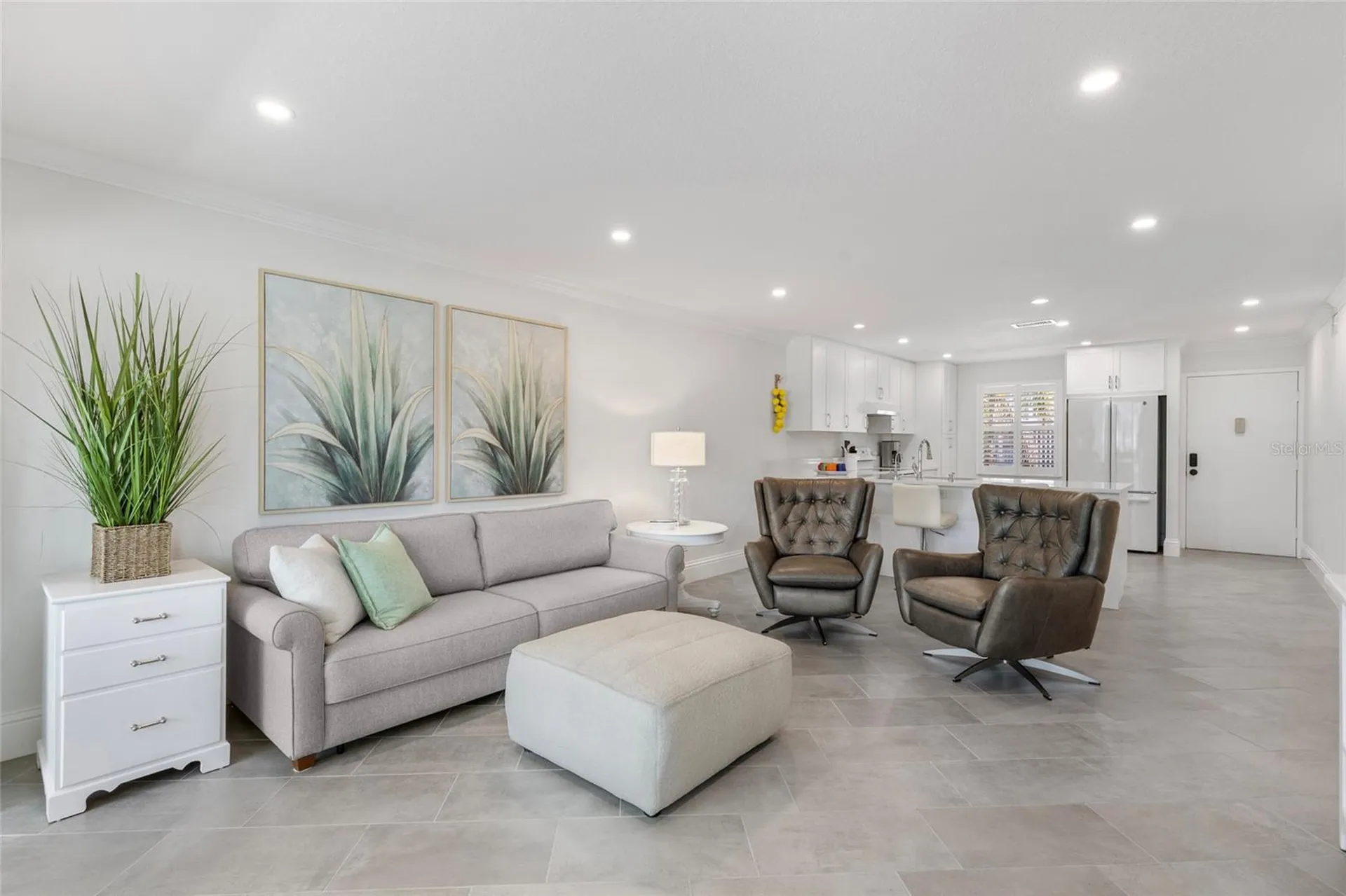 4390 Exeter Drive Longboat Key FL 34228