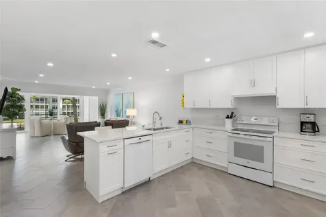 4390 Exeter Drive Longboat Key FL 34228
