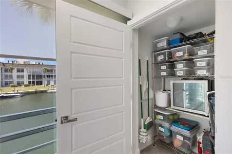 4390 Exeter Drive Longboat Key FL 34228
