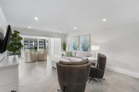 4390 Exeter Drive Longboat Key FL 34228