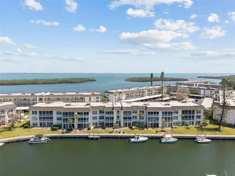 4390 Exeter Drive Longboat Key FL 34228