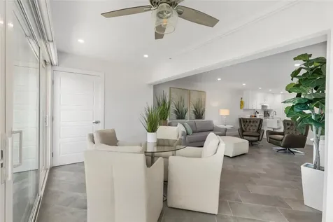 4390 Exeter Drive Longboat Key FL 34228