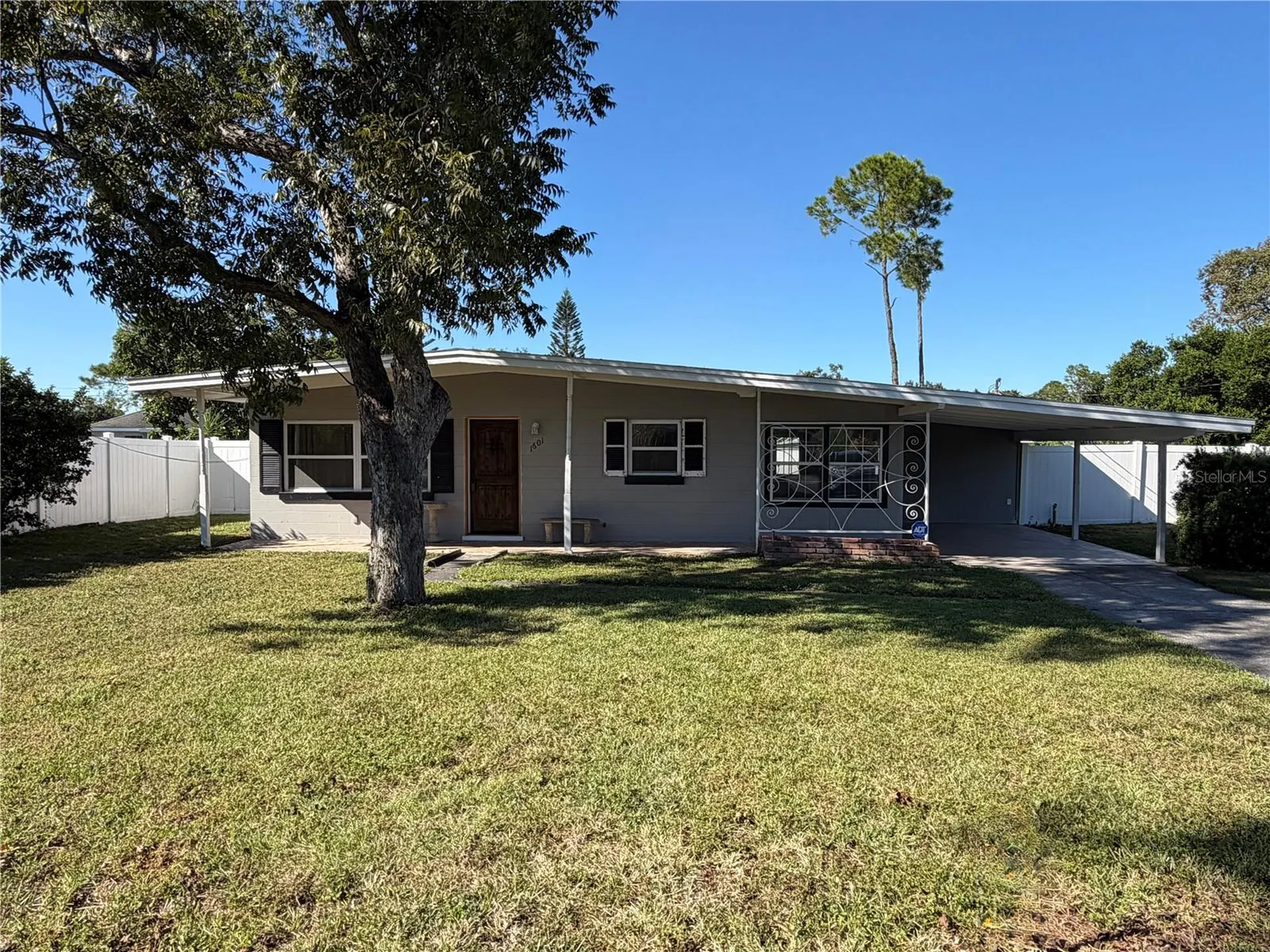 1601 Roselawn Street SW Winter Haven FL 33880