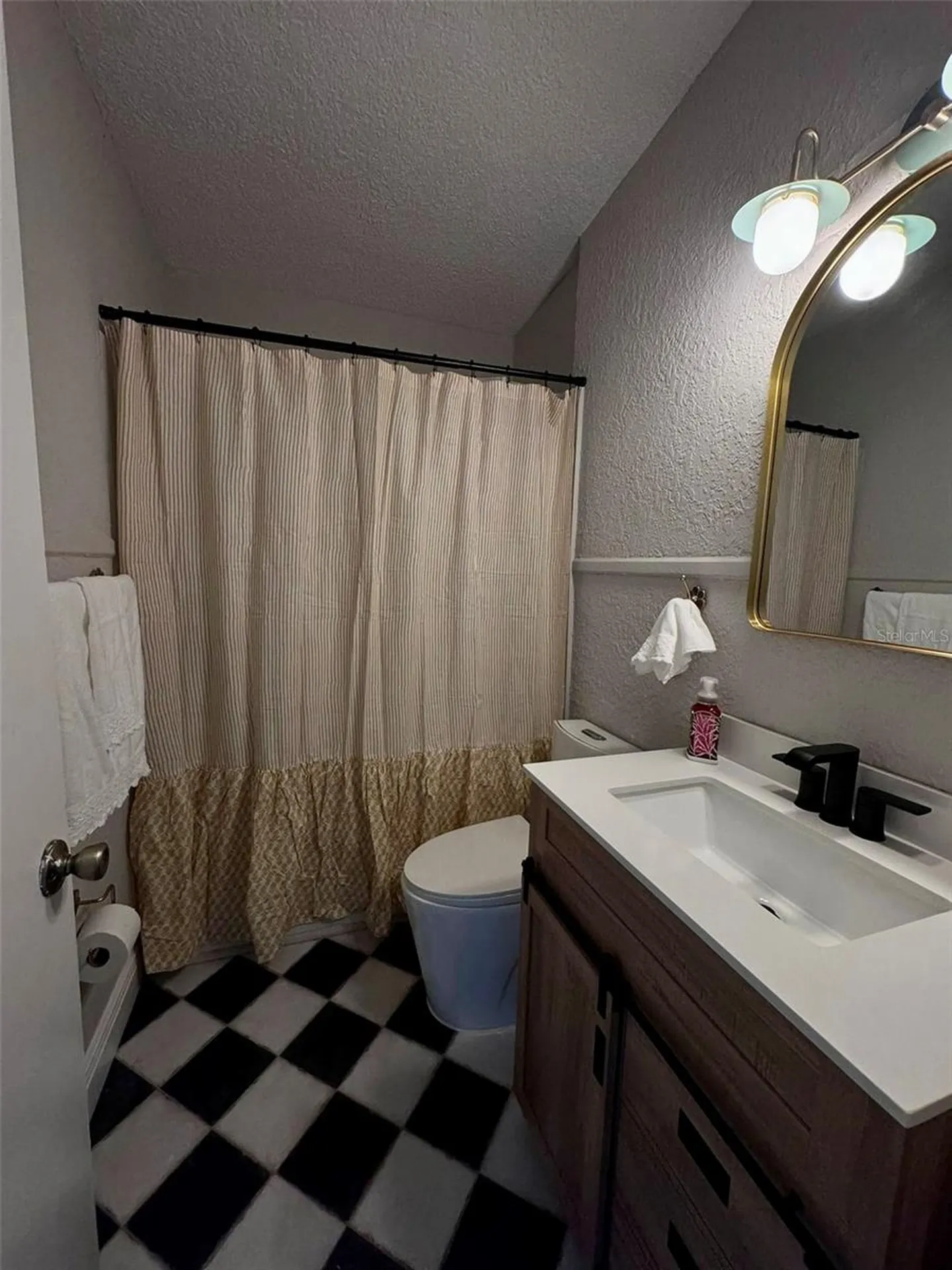 1601 Roselawn Street SW Winter Haven FL 33880