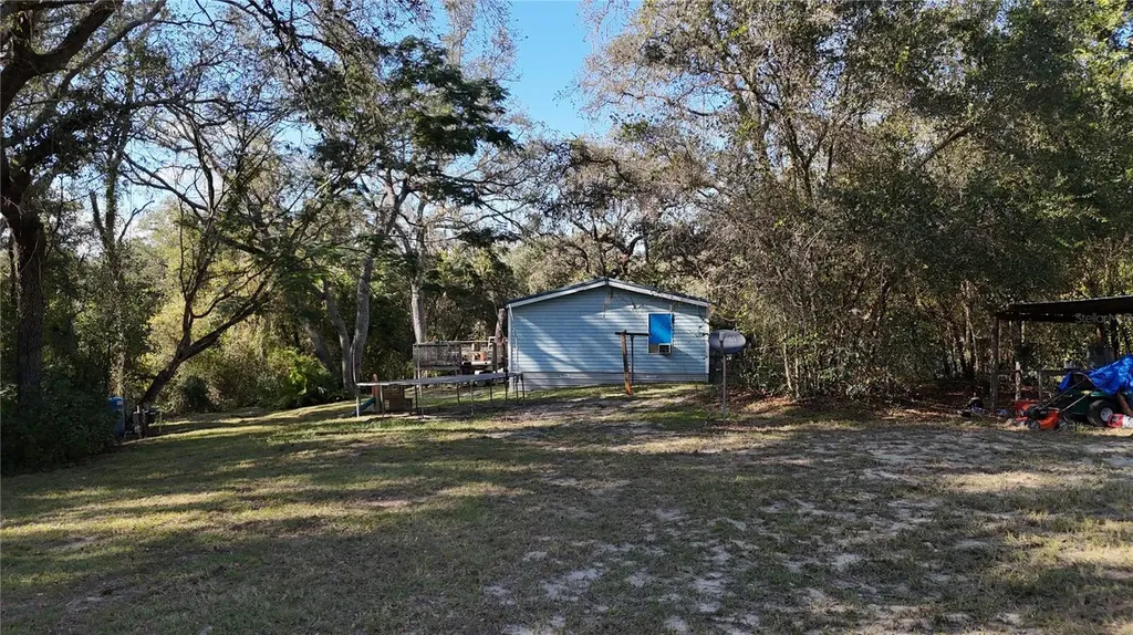 8735 Cr 631a Bushnell FL 33513