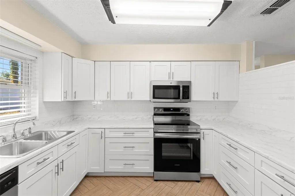 4115 E 97th Avenue Tampa FL 33617