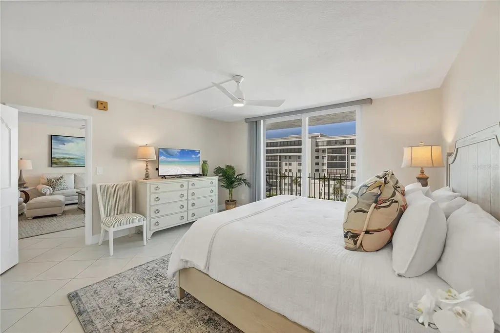 1212 Benjamin Franklin Drive Sarasota FL 34236