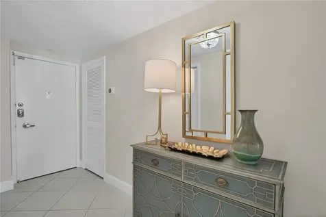 1212 Benjamin Franklin Drive Sarasota FL 34236