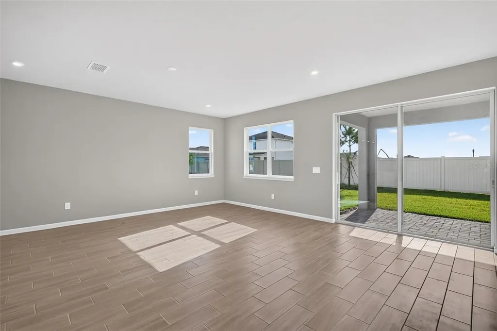 9240 Derbyshire Drive Parrish FL 34219