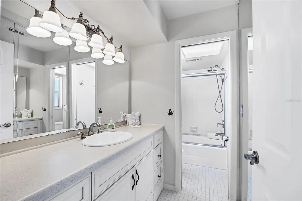 2321 Goya Drive Nokomis FL 34275