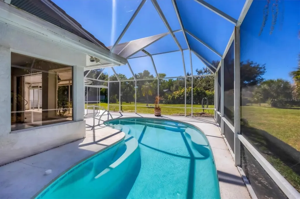 2321 Goya Drive Nokomis FL 34275