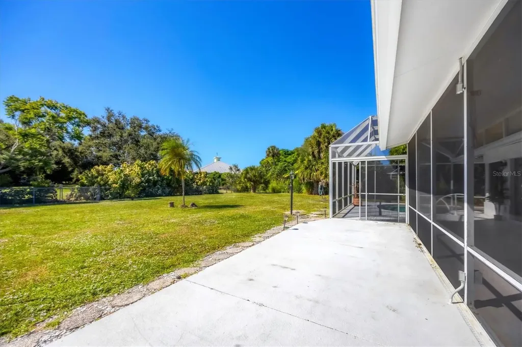 2321 Goya Drive Nokomis FL 34275