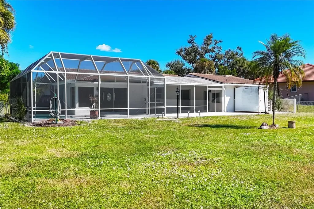 2321 Goya Drive Nokomis FL 34275