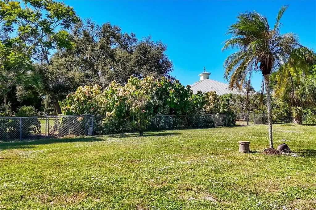 2321 Goya Drive Nokomis FL 34275