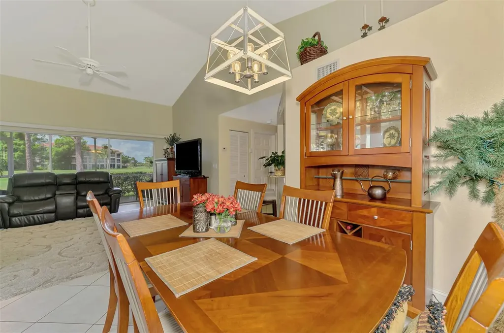 6546 Fairway Gardens Drive Bradenton FL 34203